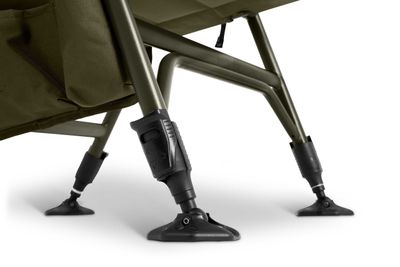 REVOLVE ARMCHAIR