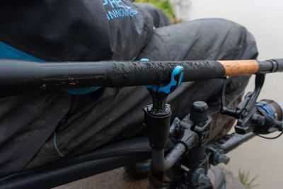 IGNITION FEEDER CHAIR COMBO