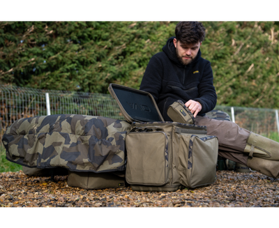 RVS DELUXE HARD-TOP CARRYALL