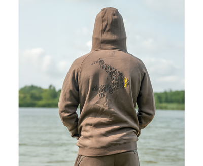 HOODIE MET SAMENGESTELDE RITS (BRUIN)