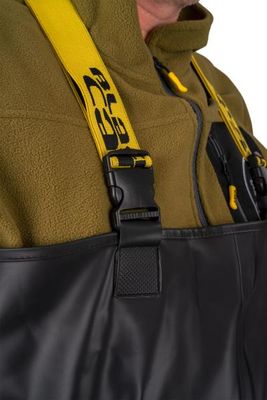 BOOTED WADERS