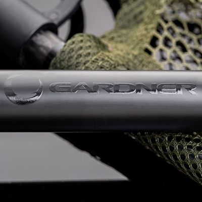 GTNC CARBON COMPACT LANDING NET 42″ (RETRAIBILE)
