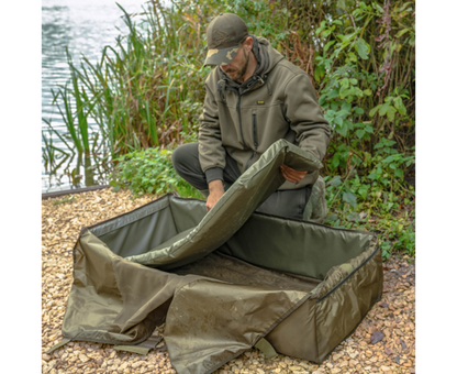 REVOLVE CARP CRADLE